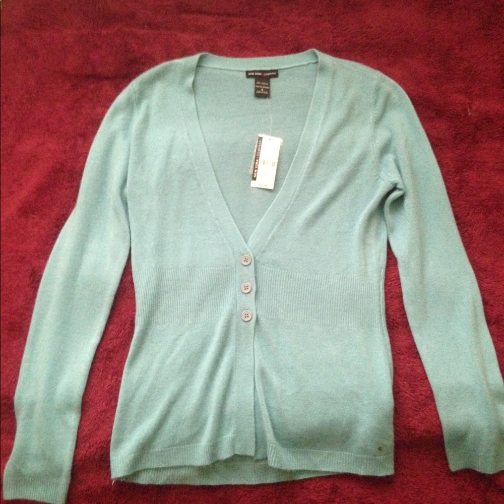 Blue New York & Company button down top